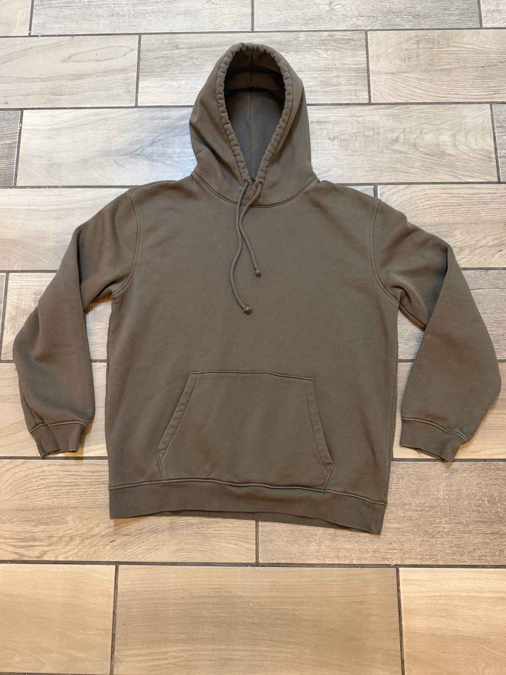 SKIMS Men’s Heavyweight Fleece Hoodie in the Truffle colorway
